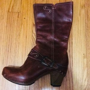 Beautiful dark red leather boots!